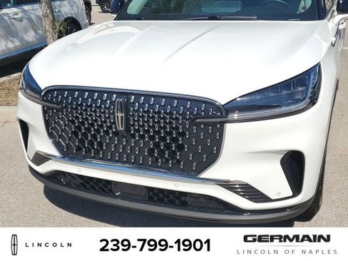 New 2026 Lincoln Aviator 2WD image 13