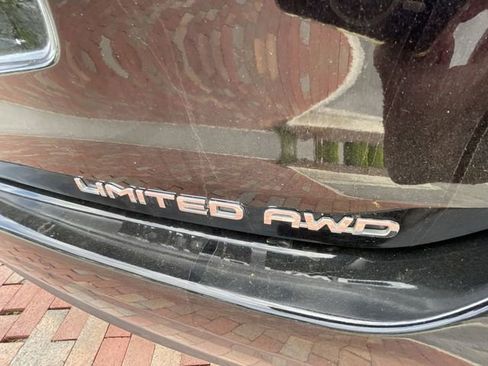 Used 2022 Toyota Highlander Limited image 19