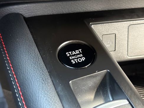 Used 2025 Nissan Kicks SR image 6