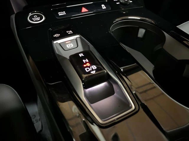 Used 2025 Audi Q6 e-tron Premium w/ Convenience Package RWD image 84