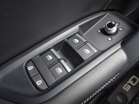 Used 2023 Audi Q5 2.0T Premium Plus w/ Premium Plus Package AWD/4WD image 33