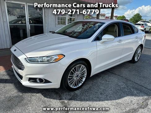 Used 2014 Ford Fusion SE w/ Equipment Group 202A FWD image 1