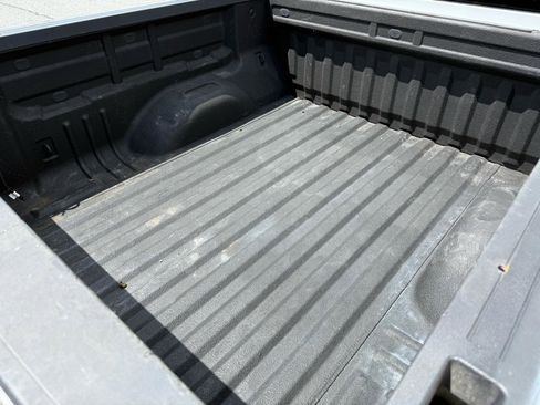 Used 2022 Chevrolet Colorado W/T RWD image 7