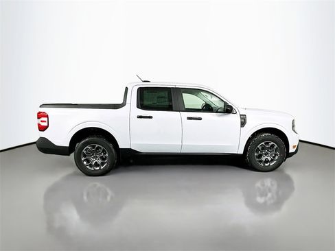 New 2026 Ford Maverick XLT w/ XLT Luxury Package image 8