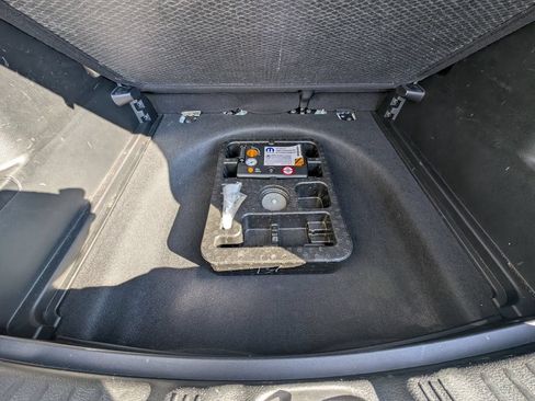 Used 2019 Jeep Compass Latitude AWD/4WD image 43