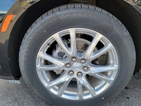 Used 2022 Buick Enclave Premium image 9