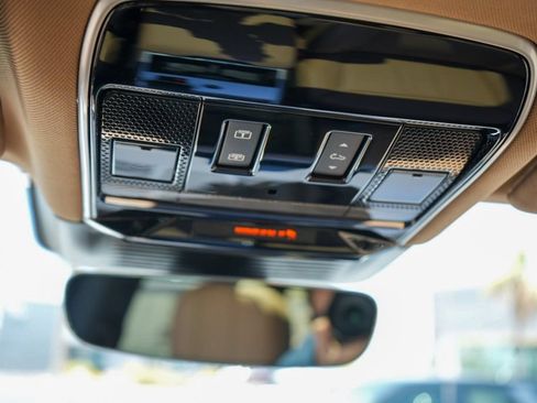 New 2026 Land Rover Range Rover SE AWD/4WD image 14