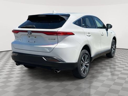 Used 2021 Toyota Venza LE AWD/4WD image 7