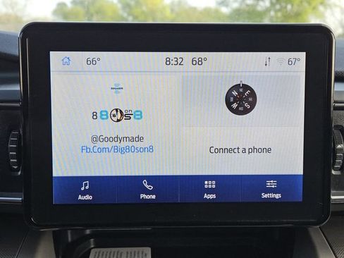 Used 2024 Ford Explorer XLT w/ Equipment Group 202A RWD image 16