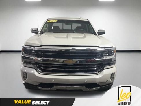 Used 2016 Chevrolet Silverado 1500 High Country w/ High Country Premium Package AWD/4WD image 9