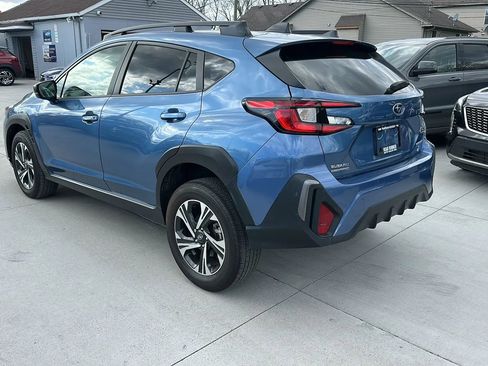 Used 2024 Subaru Crosstrek 2.0i Premium AWD/4WD image 7