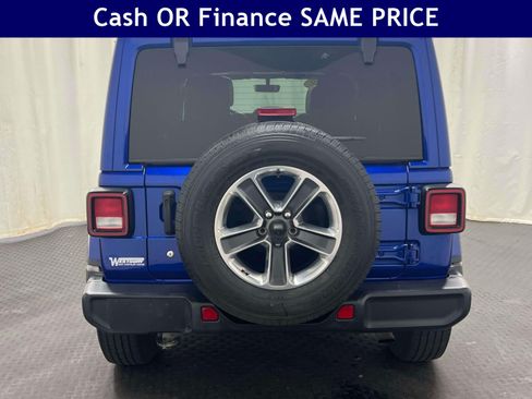 Certified 2019 Jeep Wrangler Unlimited Sahara AWD/4WD image 7