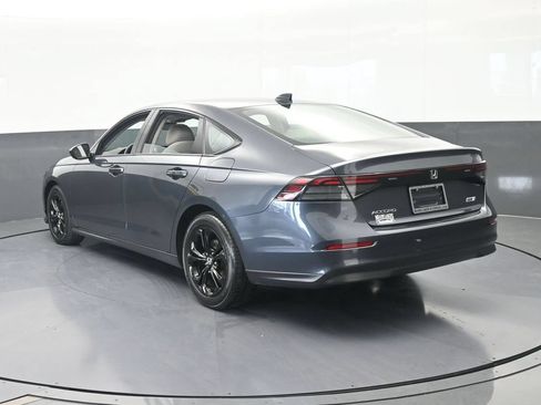 Used 2025 Honda Accord SE image 4