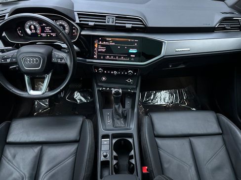 Certified 2023 Audi Q3 2.0T Premium image 12