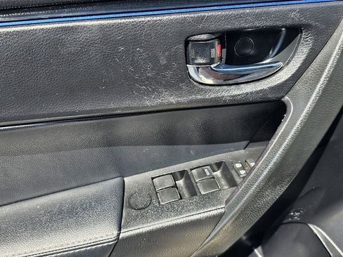 Used 2018 Toyota Corolla SE w/ Protection Package FWD image 25