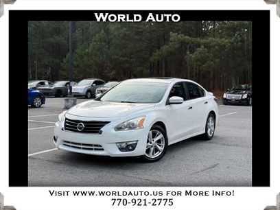 Used 2015 Nissan Altima 2.5 SL w/ Moonroof Package