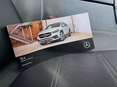 Used 2023 Mercedes-Benz GLA 35 AMG 4MATIC image 25