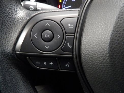 Used 2022 Toyota Corolla LE image 28