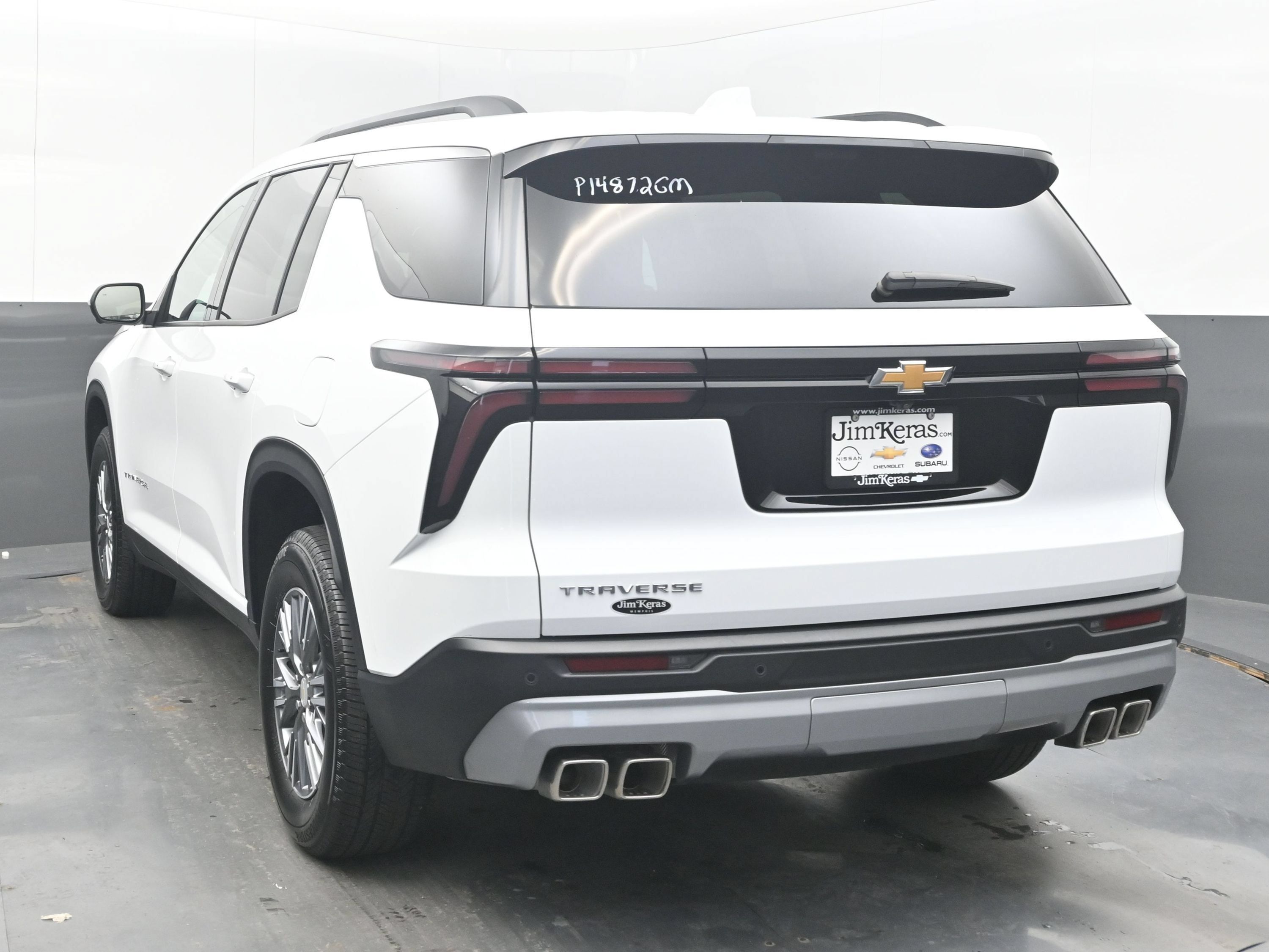 Certified 2026 Chevrolet Traverse LT w/ Driver Confidence Package FWD image 8