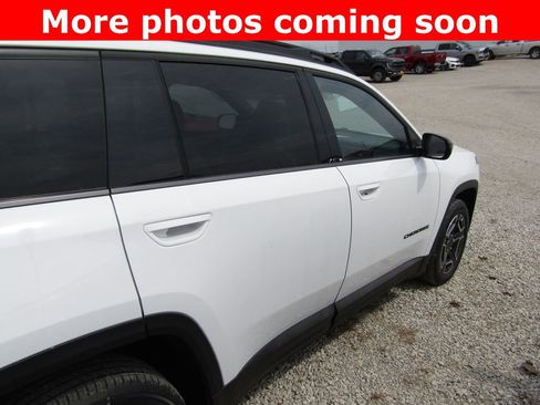 New 2026 Jeep Cherokee Limited image 6