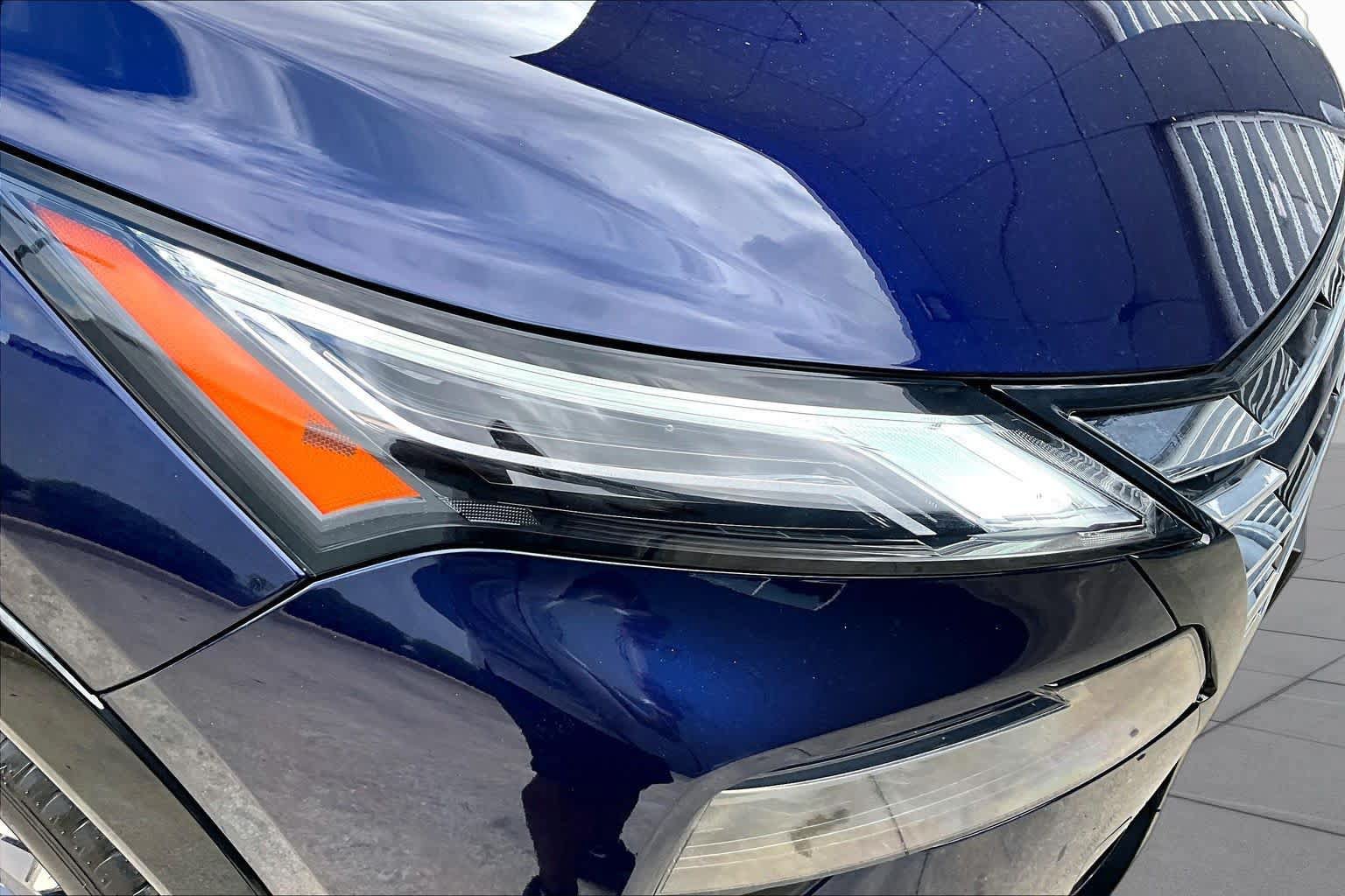 Certified 2026 Nissan Rogue Platinum w/ Platinum Premium Package AWD/4WD image 28