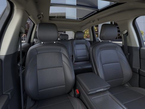 New 2026 Lincoln Nautilus Premier w/ Equipment Group 102A image 10