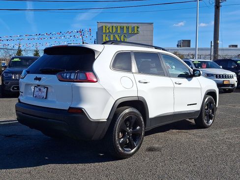 Used 2021 Jeep Cherokee Latitude Plus image 7