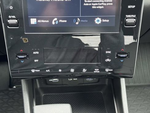 Used 2024 Hyundai Santa Cruz SEL AWD/4WD image 5