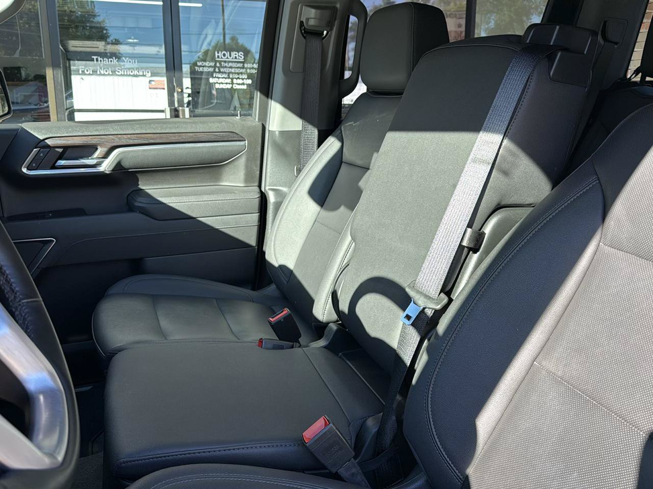 Used 2026 GMC Sierra 1500 SLT AWD/4WD image 17