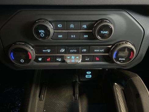 New 2025 Ford Bronco Raptor AWD/4WD image 18