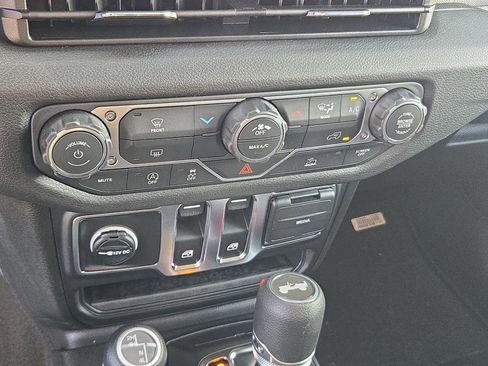 New 2026 Jeep Wrangler Sport AWD/4WD image 36