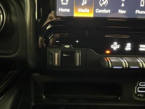 Used 2023 RAM 1500 Limited AWD/4WD image 31