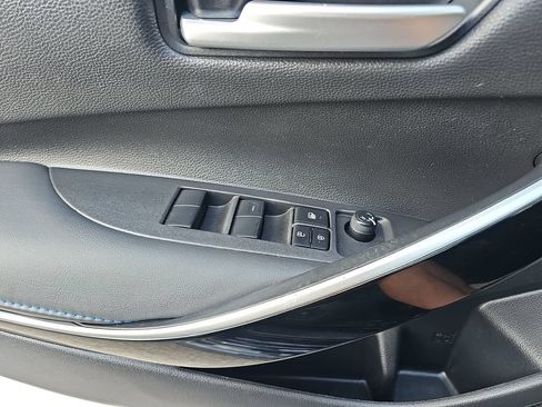 Used 2022 Toyota Corolla XSE FWD image 27
