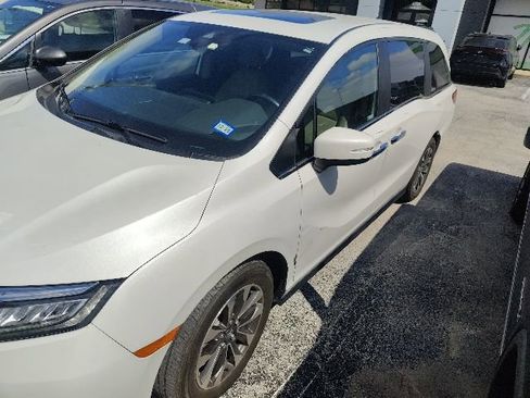 Used 2024 Honda Odyssey EX-L image 7