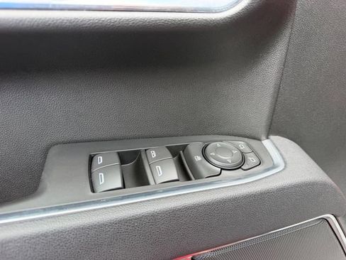 Used 2025 GMC Sierra 1500 SLE AWD/4WD image 17