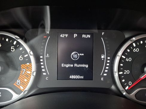 Used 2020 Jeep Renegade Latitude image 19