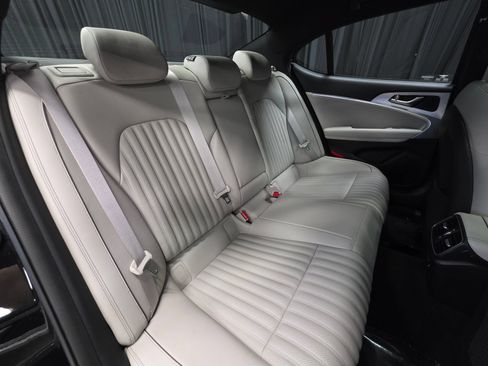 Used 2022 Genesis G70 3.3T w/ Sport Advanced Package AWD/4WD image 43