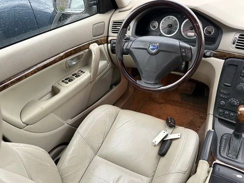 Used 2006 Volvo S80 2.5T image 8