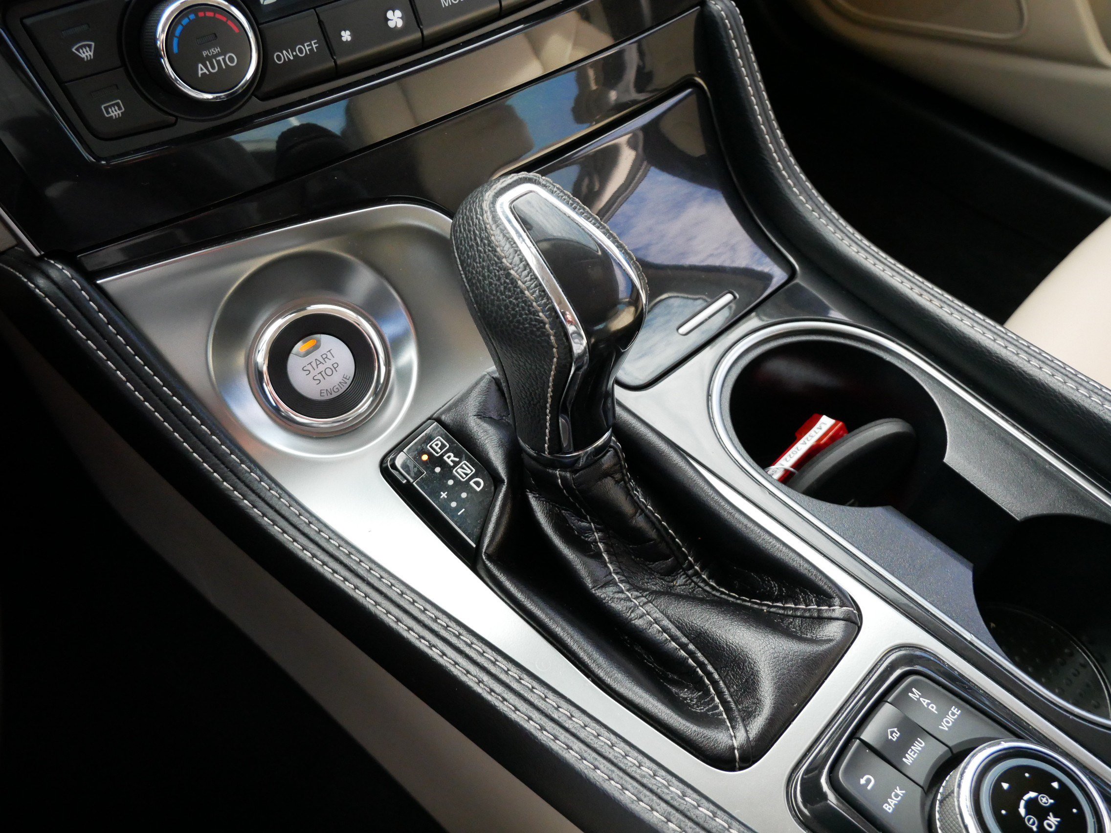 Used 2022 Nissan Maxima Platinum w/ Sport Mat Group FWD image 24
