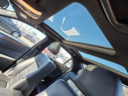 Used 2012 Mercedes-Benz E 350 4MATIC Sedan image 14