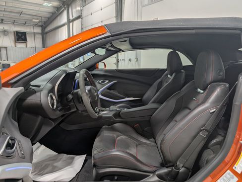 Used 2022 Chevrolet Camaro ZL1 image 19