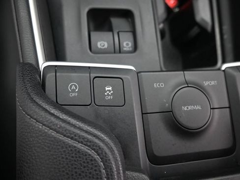 Used 2025 Toyota Grand Highlander FWD image 35
