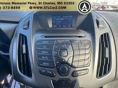 Used 2016 Ford Transit Connect XL image 12