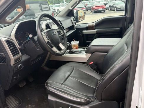 Used 2018 Ford F150 Lariat w/ Equipment Group 502A Luxury AWD/4WD image 2