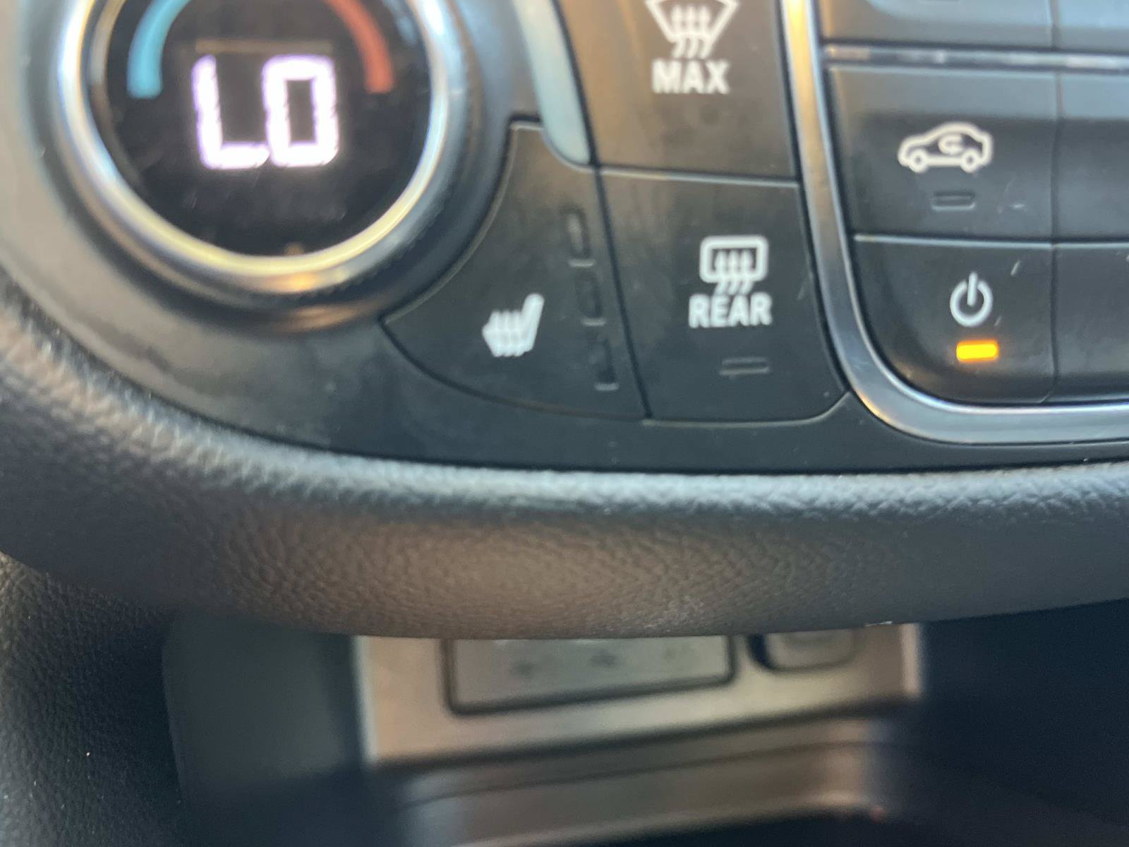 Used 2024 Chevrolet Equinox LT AWD/4WD image 35