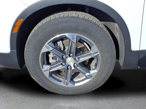 Used 2024 Chevrolet Blazer LT w/ Convenience Package FWD image 10
