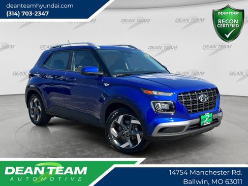 Used 2024 Hyundai Venue SEL FWD image 1