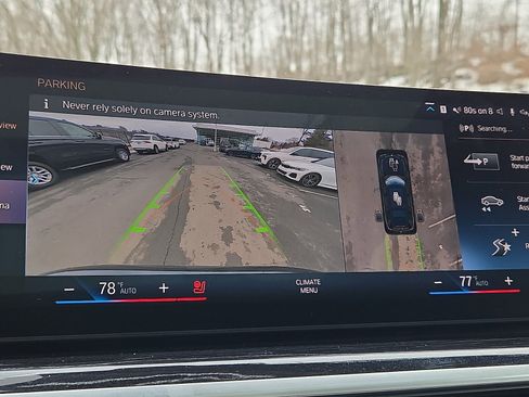 Used 2023 BMW X7 M60i w/ Executive Package image 19