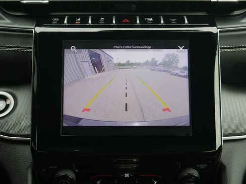 Used 2025 Jeep Grand Cherokee Laredo X AWD/4WD image 5
