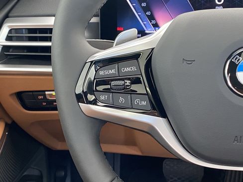 Used 2025 BMW 330i xDrive Sedan w/ Convenience Package image 17